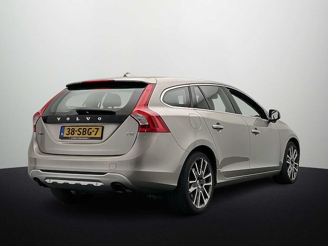 Volvo v60 2.0 t5 summum 2011 | 38-sbg-7 - afbeelding 33 van  40