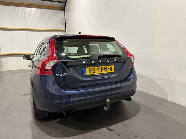 Volvo v60 2.0 t5 summum 93-tpn-4 93-tpn-4 - afbeelding 18 van  23
