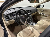 Volvo v60 2.0 t5 summum 93-tpn-4 93-tpn-4 - afbeelding 23 van  23