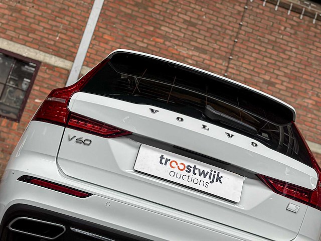 Volvo v60 2.0 t6 recharge awd inscription expression 253pk 2021 (origineel-nl + 1e eigenaar), n-828-hz - afbeelding 5 van  45