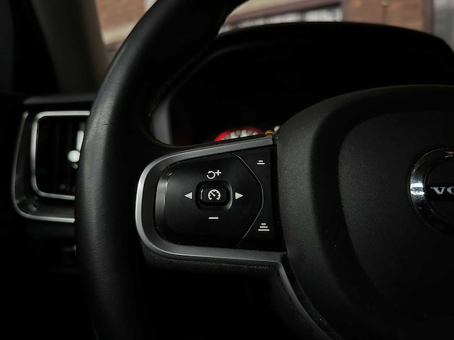 Volvo v60 2.0 t6 recharge awd inscription expression 253pk 2021 (origineel-nl + 1e eigenaar), n-828-hz - afbeelding 15 van  45