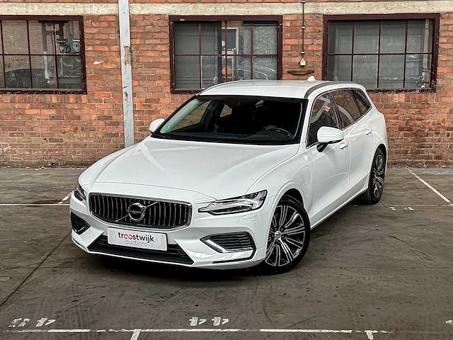 Volvo v60 2.0 t6 recharge awd inscription expression 253pk 2021 (origineel-nl + 1e eigenaar), n-828-hz - afbeelding 12 van  45