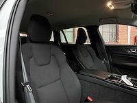 Volvo v60 2.0 t6 recharge awd inscription expression 253pk 2021 (origineel-nl + 1e eigenaar), n-828-hz - afbeelding 40 van  45