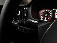 Volvo v60 2.0 t6 recharge awd inscription expression 253pk 2021 (origineel-nl + 1e eigenaar), n-828-hz - afbeelding 17 van  45
