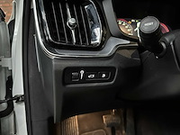Volvo v60 2.0 t6 recharge awd inscription expression 253pk 2021 (origineel-nl + 1e eigenaar), n-828-hz - afbeelding 13 van  45