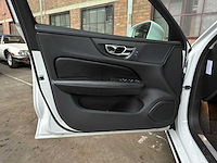 Volvo v60 2.0 t6 recharge awd inscription expression 253pk 2021 (origineel-nl + 1e eigenaar), n-828-hz - afbeelding 23 van  45