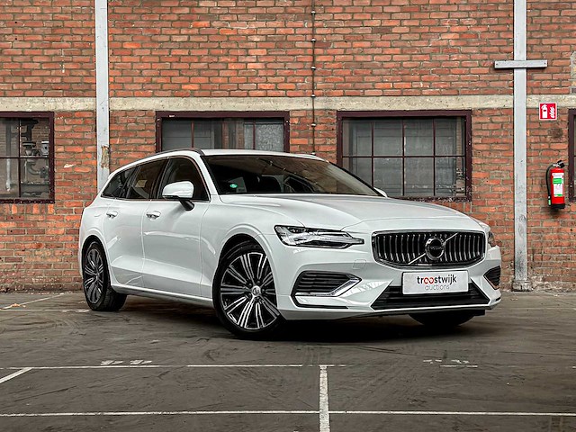 Volvo v60 2.0 t6 recharge awd inscription expression 253pk 2021 (origineel-nl + 1e eigenaar), n-828-hz - afbeelding 39 van  45