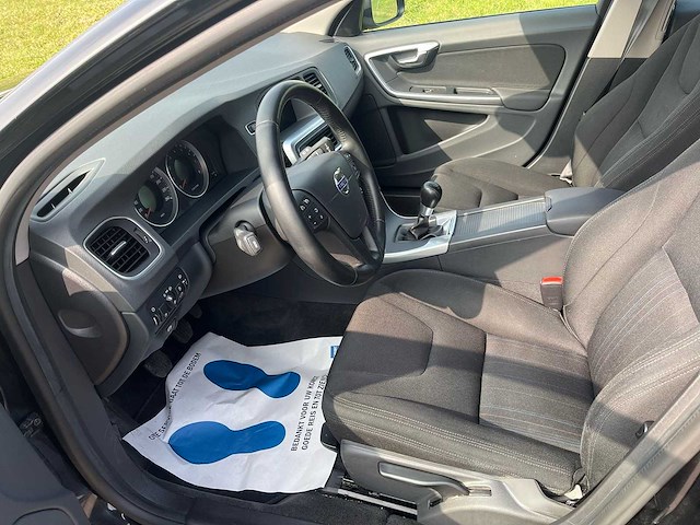 Volvo v60 2.0t kinetic, 39-pns-1 - afbeelding 19 van  22