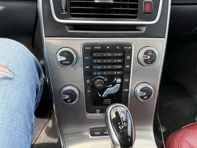 Volvo v60 2.4 d5 4wd te plug-in hybrid momentum 163 at, 2016 - afbeelding 5 van  33