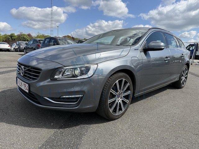 Volvo v60 2.4 d5 4wd te plug-in hybrid momentum 163 at, 2016 - afbeelding 1 van  33