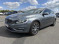 Volvo v60 2.4 d5 4wd te plug-in hybrid momentum 163 at, 2016 - afbeelding 1 van  33