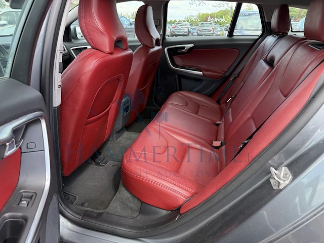 Volvo v60 2.4 d5 4wd te plug-in hybrid momentum 163 at, 2016 - afbeelding 13 van  33