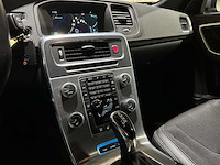 Volvo v60 2.4 d5 twin engine special edition 163pk 2015, nh-759-l - afbeelding 16 van  40