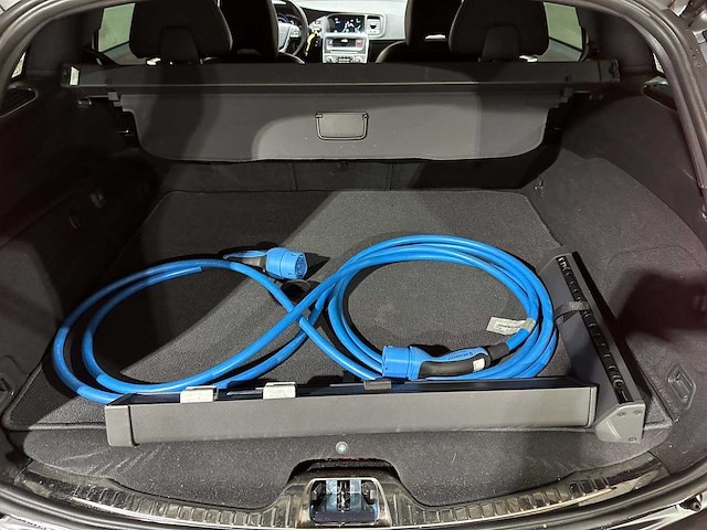 Volvo v60 2.4 d5 twin engine special edition 163pk 2015, nh-759-l - afbeelding 39 van  40