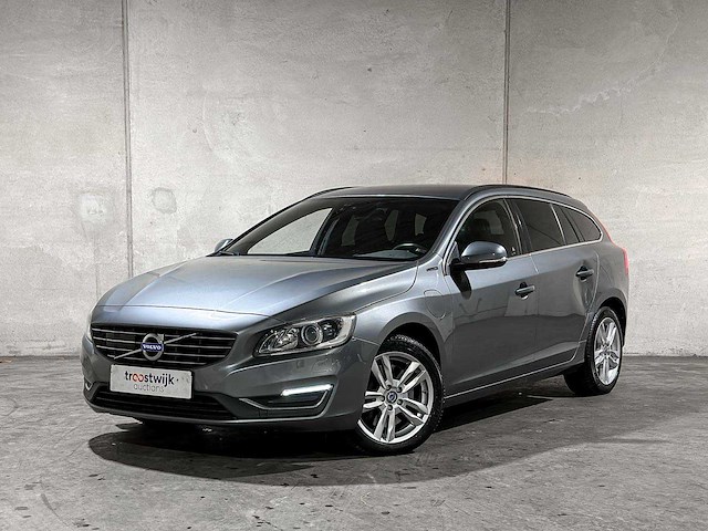 Volvo v60 2.4 d5 twin engine special edition 163pk 2015, nh-759-l - afbeelding 18 van  40