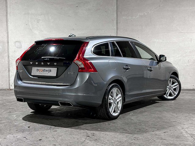 Volvo v60 2.4 d5 twin engine special edition 163pk 2015, nh-759-l - afbeelding 33 van  40