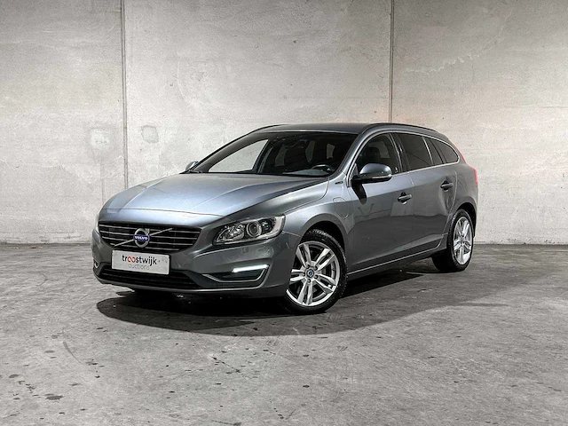Volvo v60 2.4 d5 twin engine special edition 163pk 2015, nh-759-l - afbeelding 12 van  40