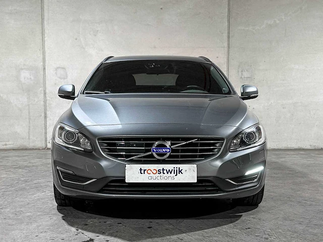 Volvo v60 2.4 d5 twin engine special edition 163pk 2015, nh-759-l - afbeelding 34 van  40