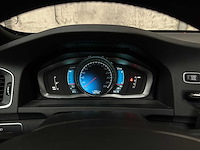 Volvo v60 2.4 d6 awd pl.i sum. 215pk 2014, 3-tld-47 - afbeelding 18 van  43