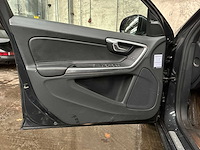 Volvo v60 2.4 d6 awd pl.i sum. 215pk 2014, 3-tld-47 - afbeelding 24 van  43