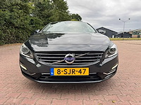 Volvo v60 2.4 d6 awd pl.i sum. 8-sjr-47 - afbeelding 2 van  29