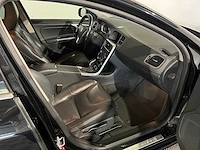 Volvo v60 2.4 d6 awd pl.i summum, 1-svv-54 - afbeelding 16 van  19