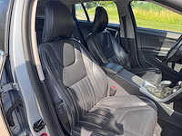 Volvo v60 2.4 d6 awd plug-in hybrid pure limited, 8-kpt-01 - afbeelding 2 van  19