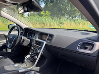 Volvo v60 2.4 d6 awd plug-in hybrid pure limited, 8-kpt-01 - afbeelding 17 van  19