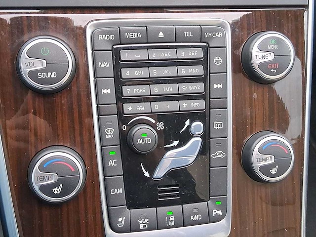 Volvo v60 2.4 d6 awd plug-in hybrid summum | 1-thh-04 - afbeelding 4 van  37