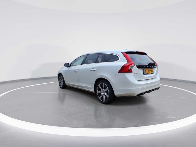 Volvo v60 2.4 d6 awd plug-in hybrid summum | 1-thh-04 - afbeelding 5 van  37