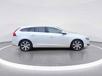 Volvo v60 2.4 d6 awd plug-in hybrid summum | 1-thh-04 - afbeelding 9 van  37