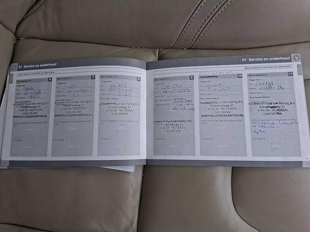 Volvo v60 2.4 d6 awd plug-in hybrid summum | 1-thh-04 - afbeelding 30 van  37