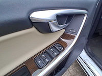 Volvo v60 2.4 d6 awd plug-in hybrid summum | 1-thh-04 - afbeelding 9 van  37