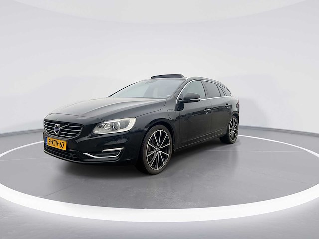 Volvo v60 2.4 d6 awd plug-in hybrid summum 2013 | 3-ktv-67 - afbeelding 25 van  29
