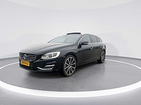 Volvo v60 2.4 d6 awd plug-in hybrid summum 2013 | 3-ktv-67 - afbeelding 25 van  29