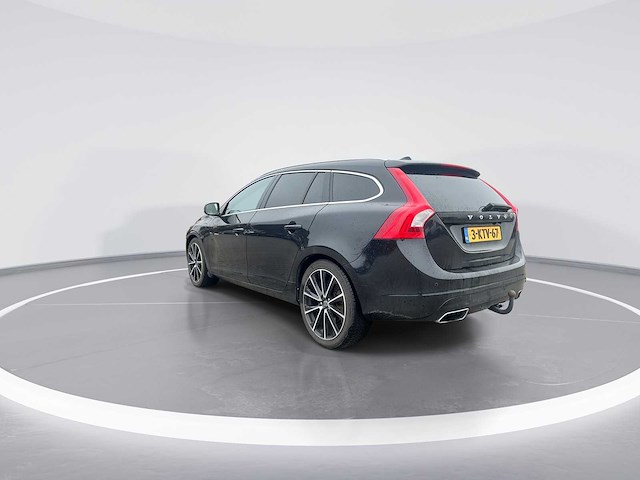 Volvo v60 2.4 d6 awd plug-in hybrid summum 2013 | 3-ktv-67 - afbeelding 29 van  29