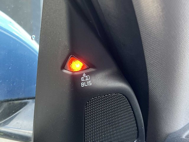 Volvo v60 2.4 d6 awd plug-in hybrid summum 2013 | 7-kzp-59 - afbeelding 8 van  33