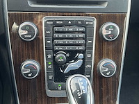 Volvo v60 2.4 d6 awd plug-in hybrid summum 2013 | 7-kzp-59 - afbeelding 13 van  33