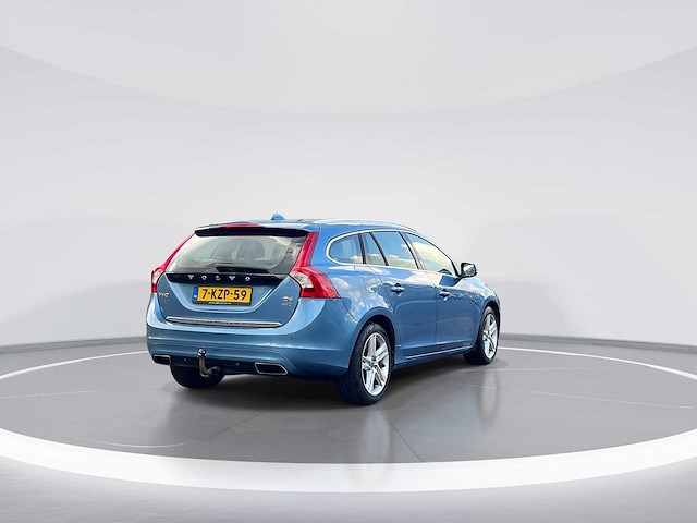 Volvo v60 2.4 d6 awd plug-in hybrid summum 2013 | 7-kzp-59 - afbeelding 12 van  29