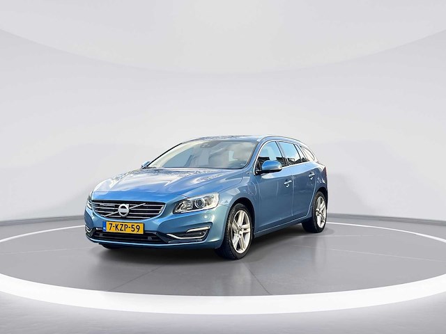 Volvo v60 2.4 d6 awd plug-in hybrid summum 2013 | 7-kzp-59 - afbeelding 3 van  30