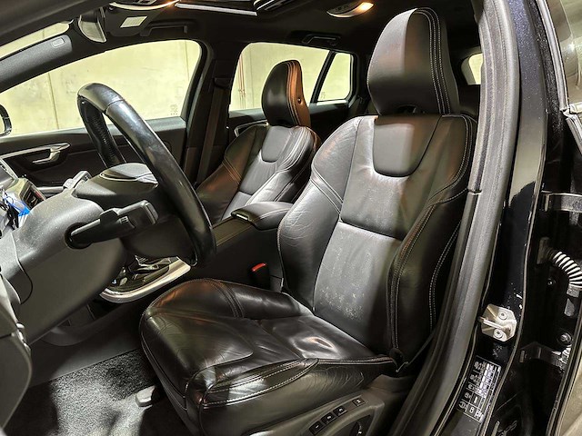 Volvo v60 2.4 d6 awd plug-in hybrid summum 215pk 2013 (origineel-nl), 6-svn-43 - afbeelding 25 van  34