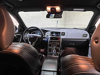 Volvo v60 2.4 d6 awd plug-in hybrid summum 215pk 2013 (origineel-nl), 6-svn-43 - afbeelding 32 van  34