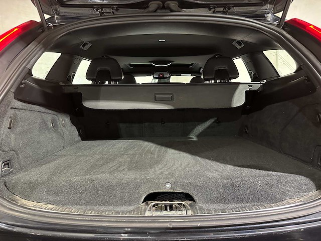 Volvo v60 2.4 d6 awd plug-in hybrid summum 215pk 2013 (origineel-nl), 6-svn-43 - afbeelding 34 van  34