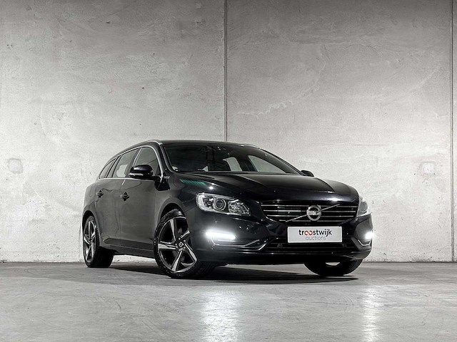 Volvo v60 2.4 d6 awd plug-in hybrid summum 215pk 2013 (origineel-nl), 6-svn-43 - afbeelding 8 van  34