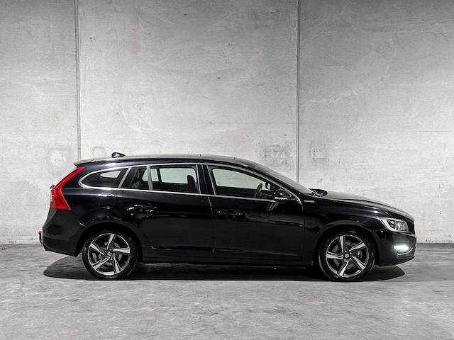 Volvo v60 2.4 d6 awd plug-in hybrid summum 215pk 2013 (origineel-nl), 6-svn-43 - afbeelding 9 van  34