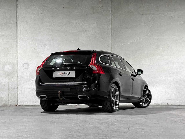 Volvo v60 2.4 d6 awd plug-in hybrid summum 215pk 2013 (origineel-nl), 6-svn-43 - afbeelding 4 van  21