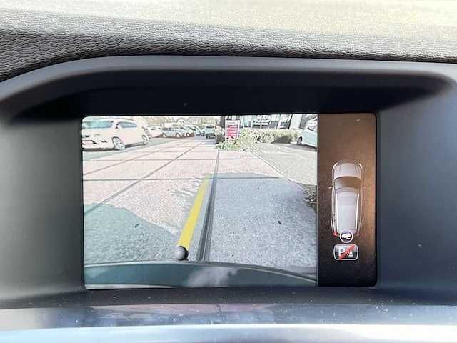 Volvo v60 2.4 d6 awd plug-in hybrid summum | 7-spz-62 - afbeelding 16 van  30