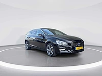 Volvo v60 2.4 d6 awd plug-in hybrid summum | 7-spz-62 - afbeelding 26 van  30