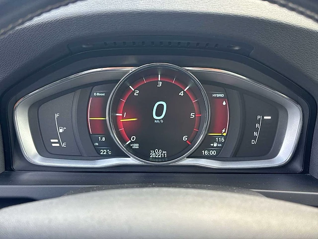 Volvo v60 2.4 d6 awd plug-in hybrid summum | 7-spz-62 - afbeelding 29 van  30