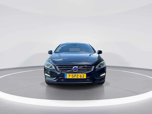 Volvo v60 2.4 d6 awd plug-in hybrid summum | 7-spz-62 - afbeelding 30 van  30